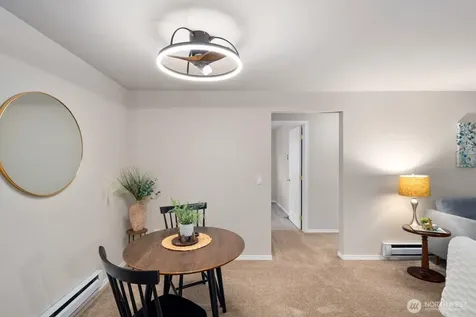 9494 Redmond Woodinville Road NE Redmond WA 98052