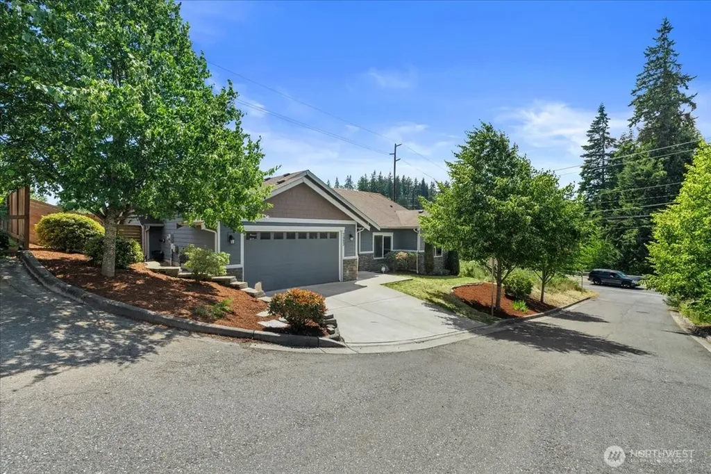 7523 Broadway Everett WA 98203
