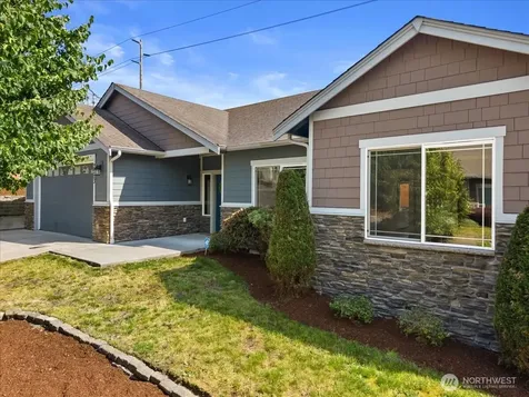 7523 Broadway Everett WA 98203