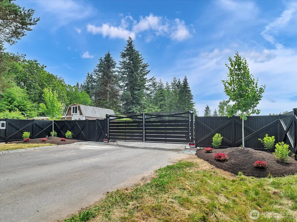 15628 84th Street NE Lake Stevens WA 98258