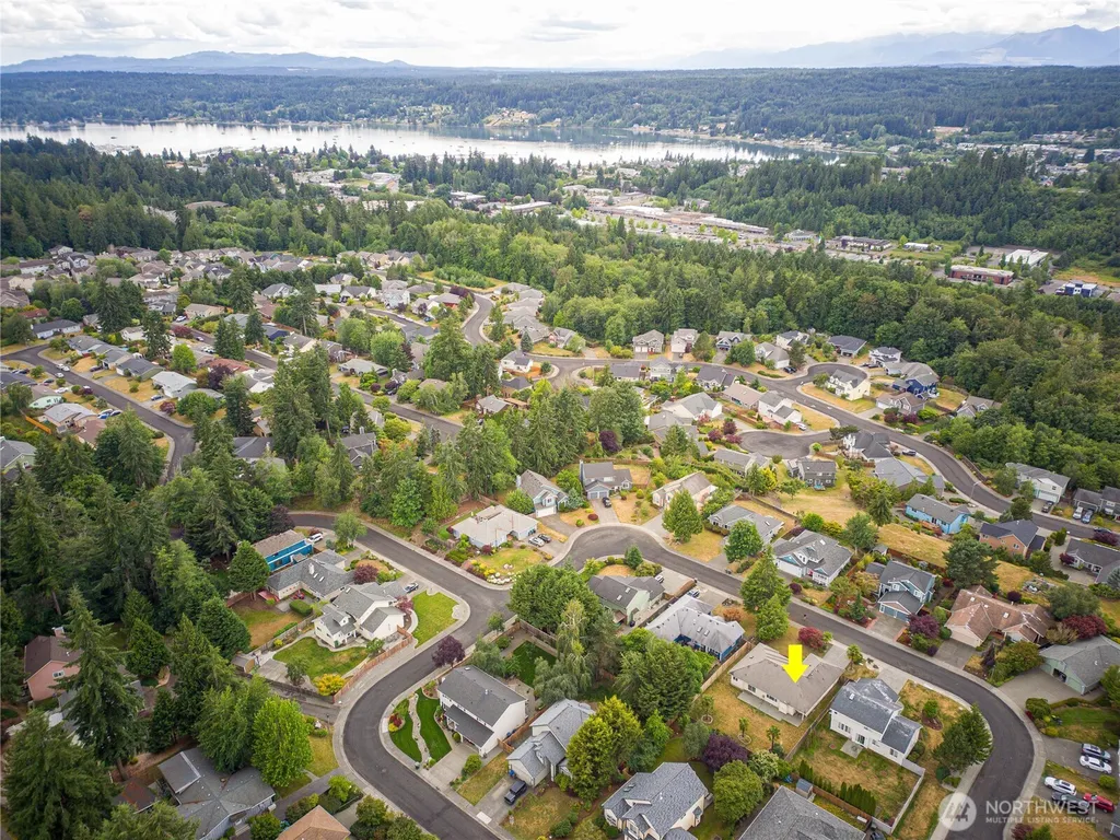 20106 Bue Rund Loop NE Poulsbo WA 98370