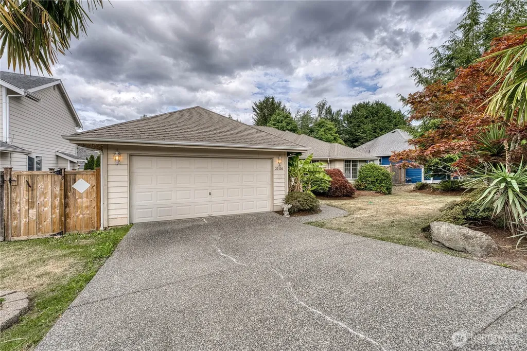20106 Bue Rund Loop NE Poulsbo WA 98370