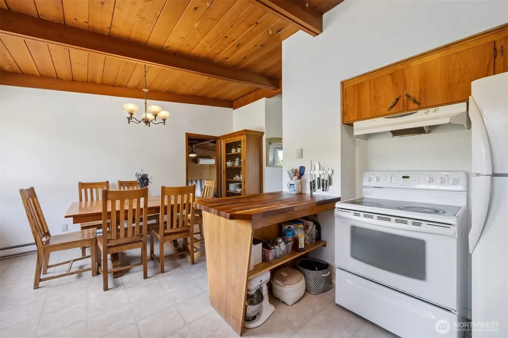 2210 Huron Street Bellingham WA 98229