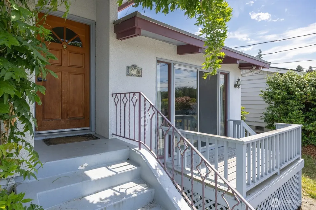 2210 Huron Street Bellingham WA 98229