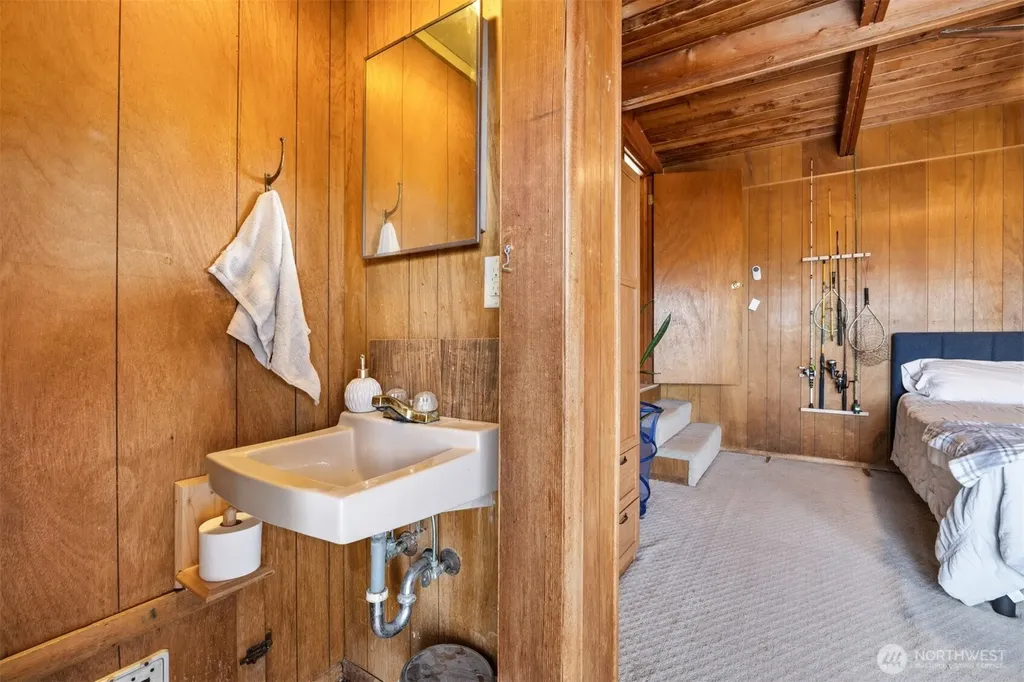 2210 Huron Street Bellingham WA 98229