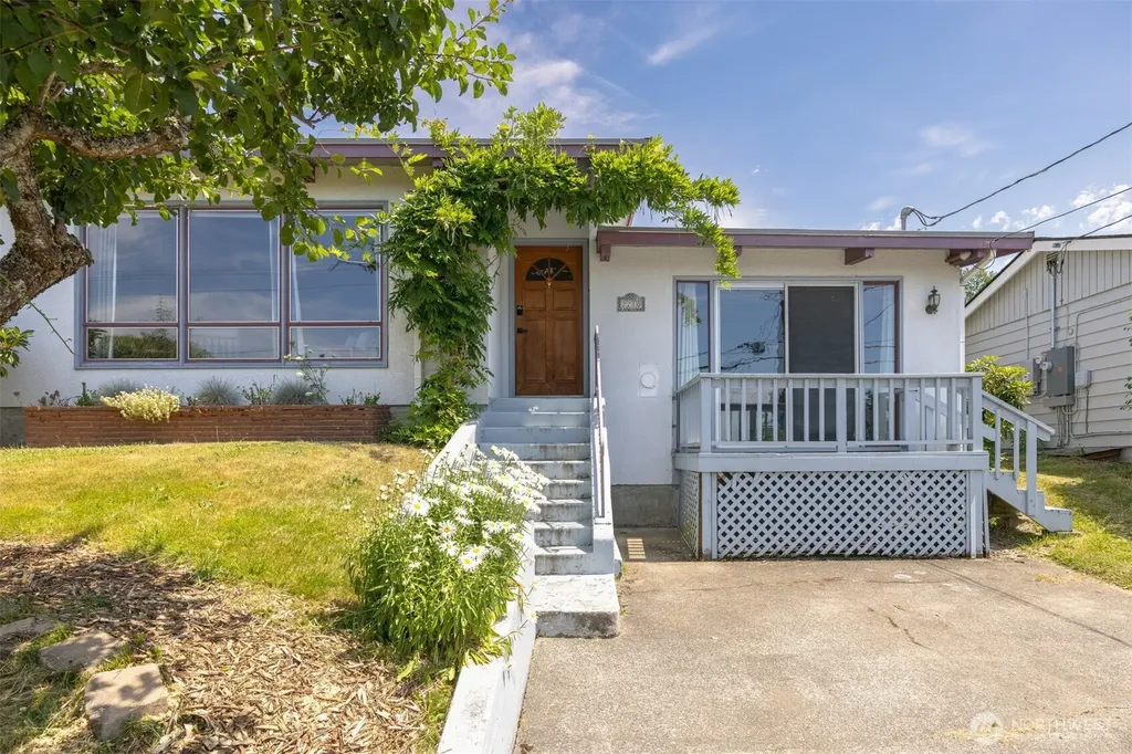 2210 Huron Street Bellingham WA 98229