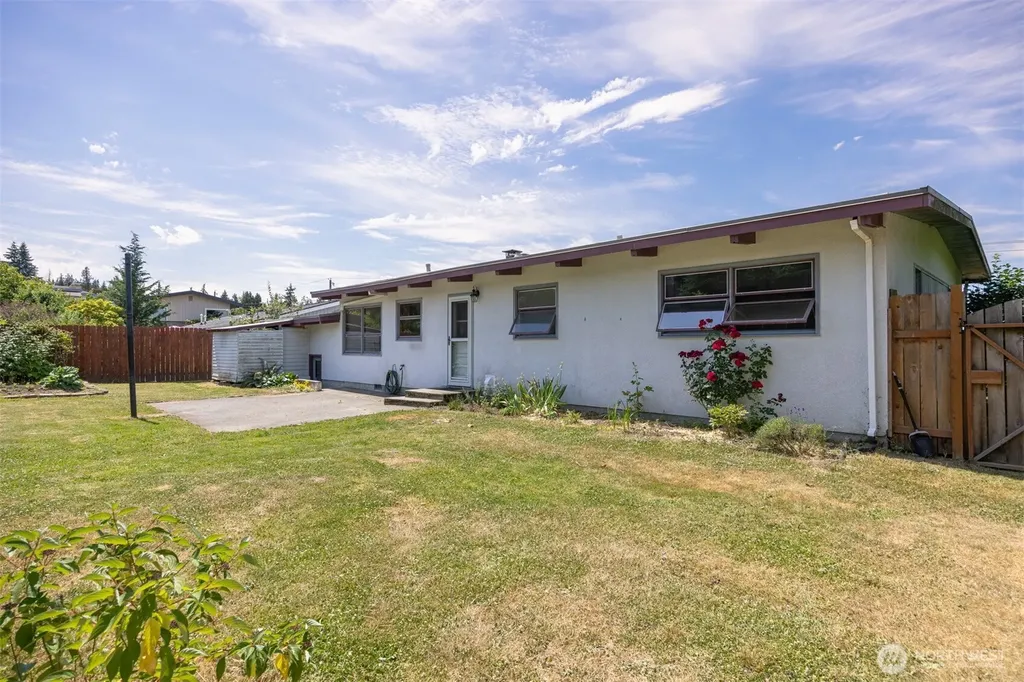 2210 Huron Street Bellingham WA 98229