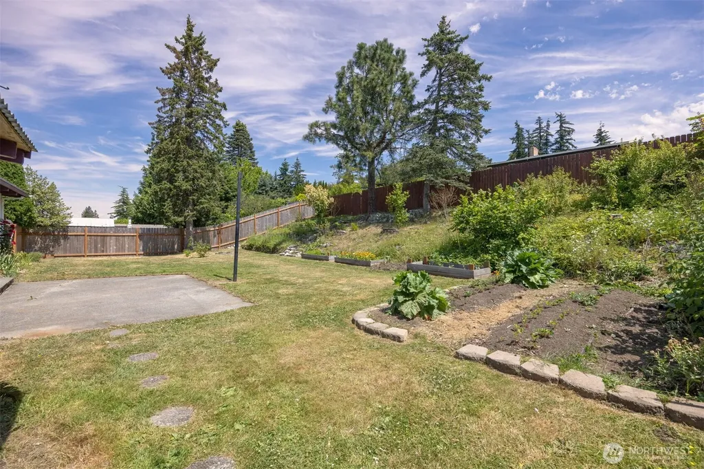 2210 Huron Street Bellingham WA 98229