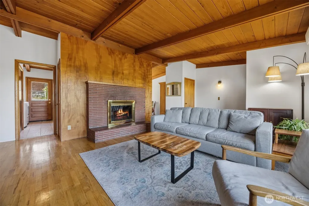 2210 Huron Street Bellingham WA 98229