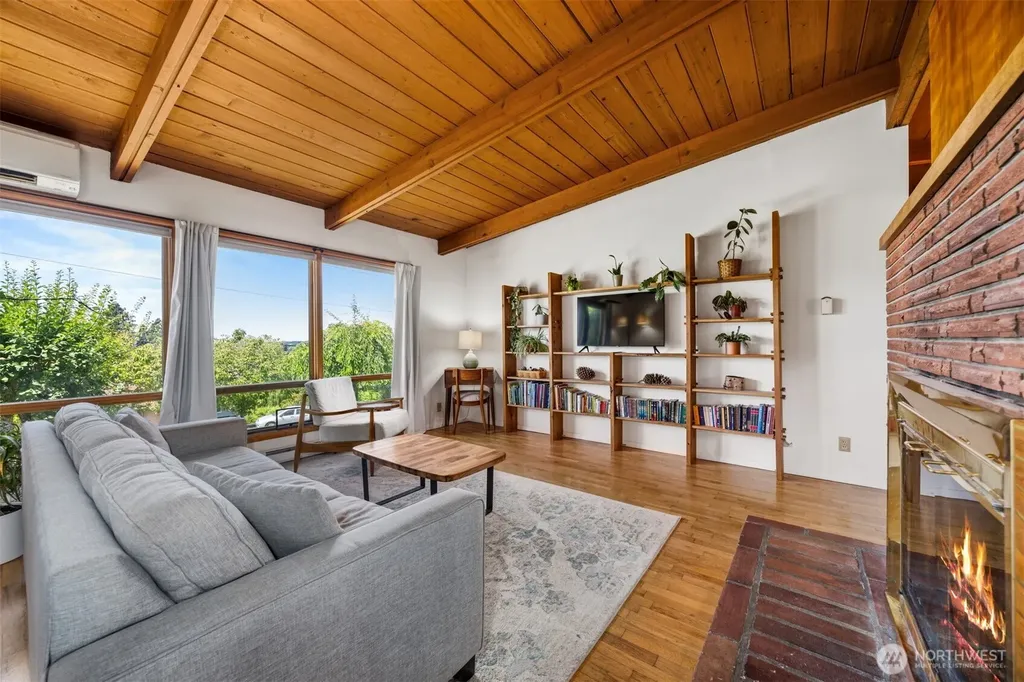2210 Huron Street Bellingham WA 98229