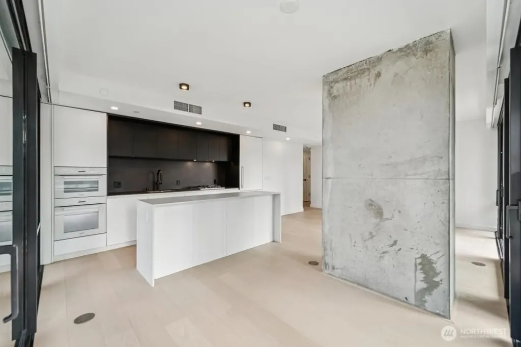 300 Virginia Street Seattle WA 98121