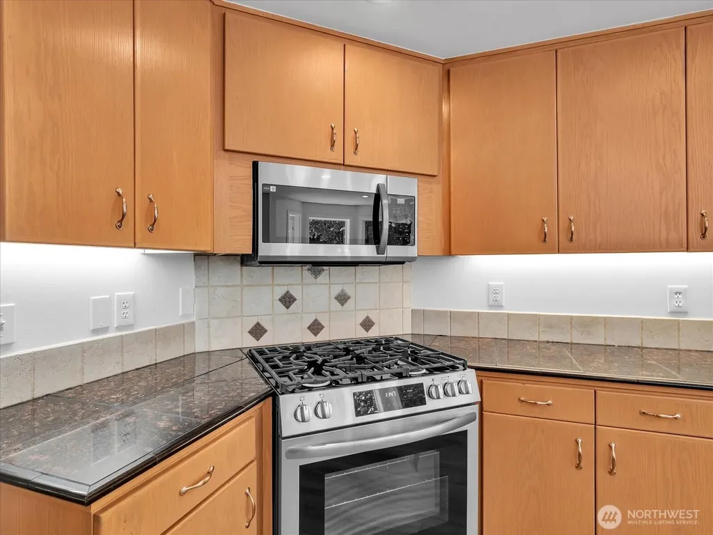 3851 Ambleside Lane NE Bremerton WA 98311
