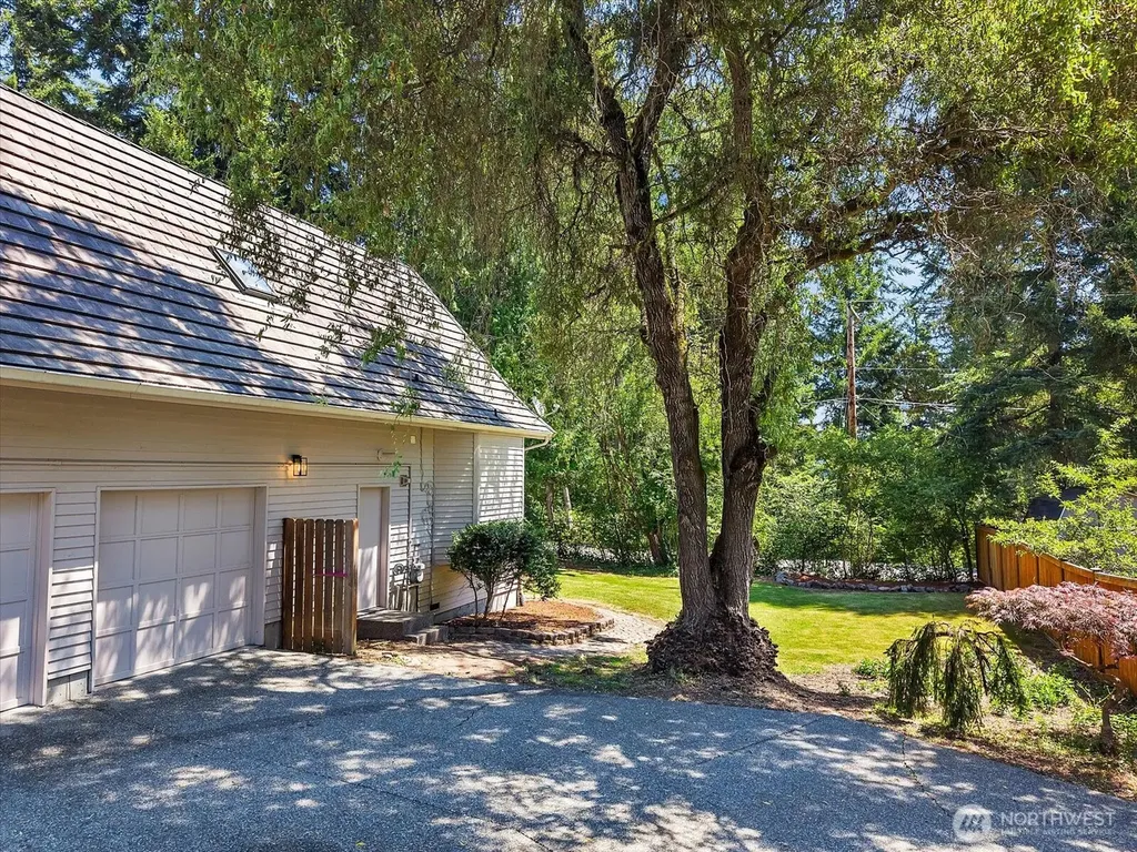 3851 Ambleside Lane NE Bremerton WA 98311