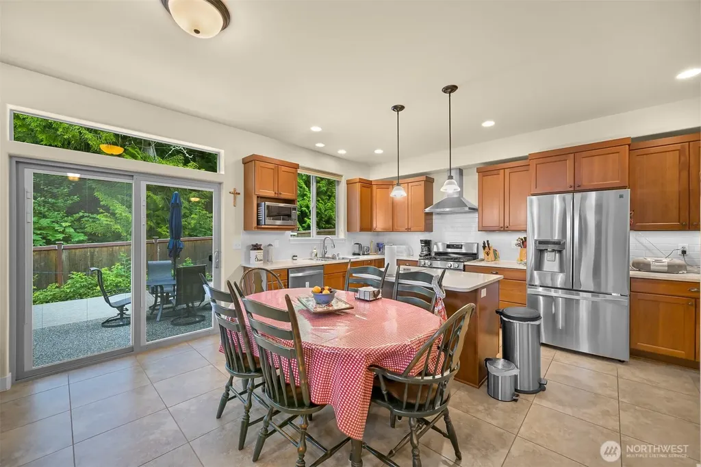 1216 Creekwood Lane Bellingham WA 98229