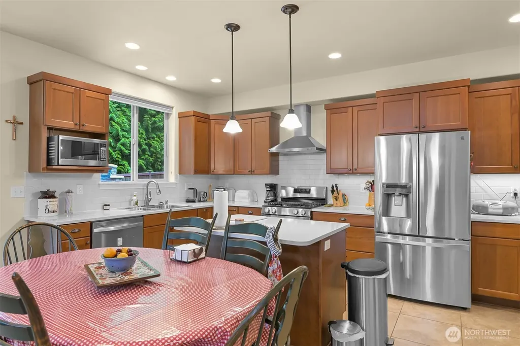 1216 Creekwood Lane Bellingham WA 98229