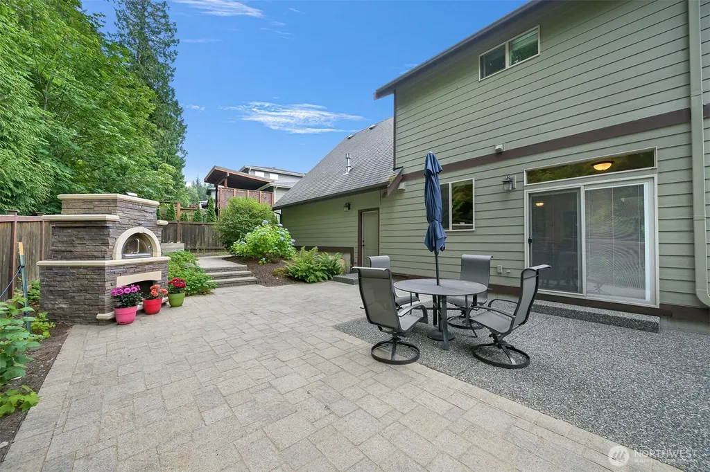 1216 Creekwood Lane Bellingham WA 98229