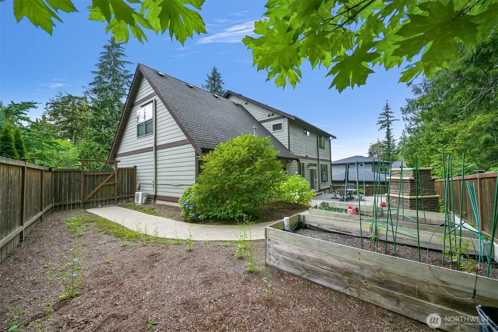 1216 Creekwood Lane Bellingham WA 98229