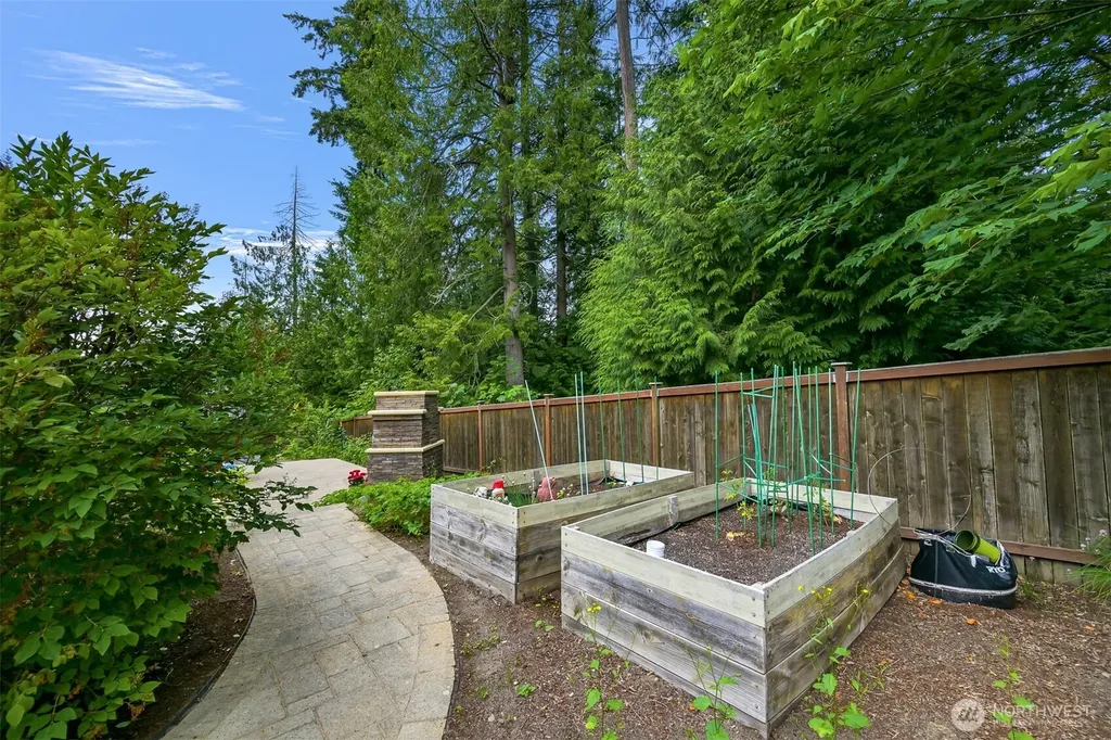 1216 Creekwood Lane Bellingham WA 98229
