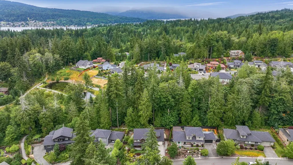 1216 Creekwood Lane Bellingham WA 98229