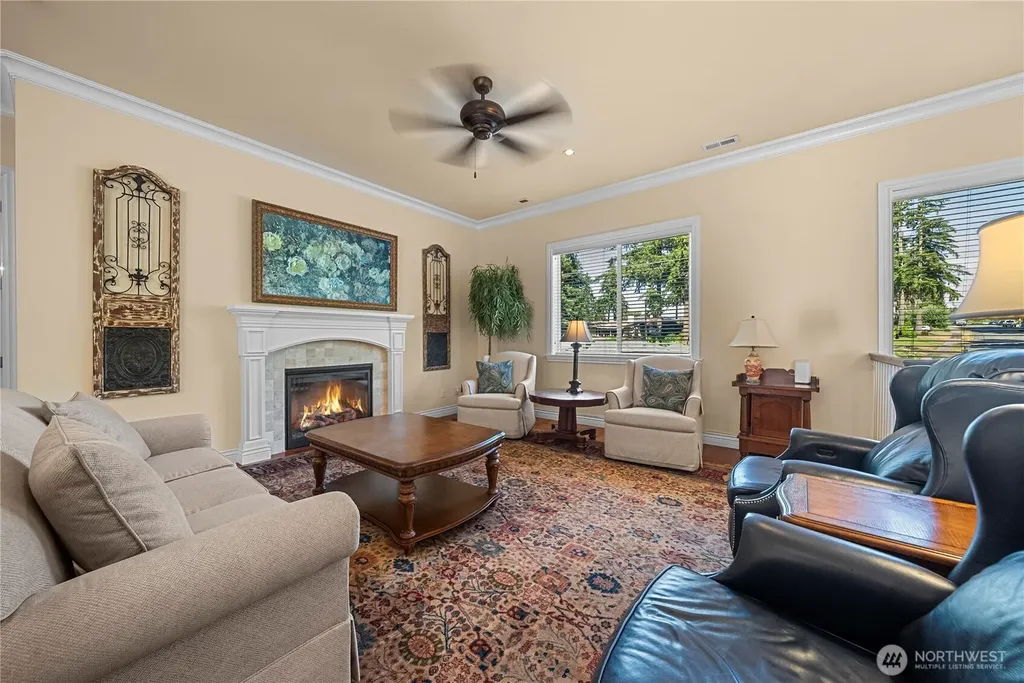 624 San Juan Avenue Fircrest WA 98466
