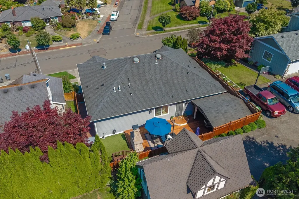 624 San Juan Avenue Fircrest WA 98466