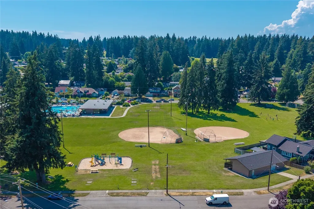 624 San Juan Avenue Fircrest WA 98466