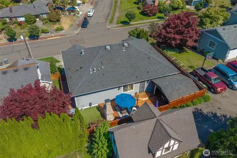 624 San Juan Avenue Fircrest WA 98466