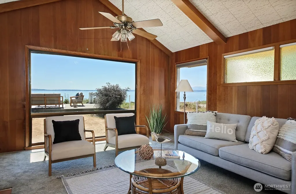 848 Old Beach Road Freeland WA 98249