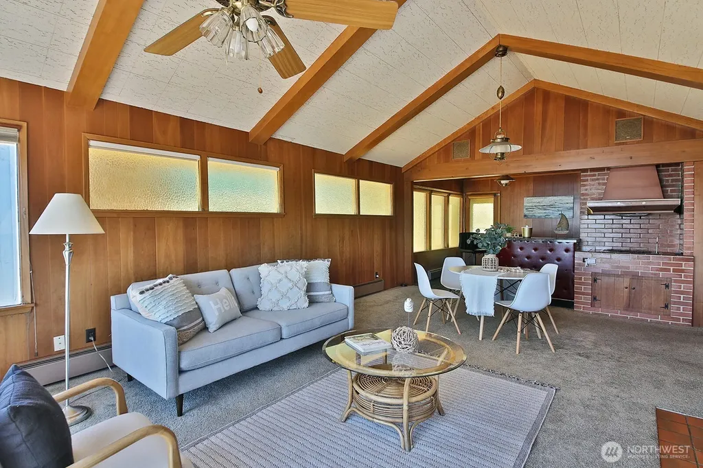 848 Old Beach Road Freeland WA 98249