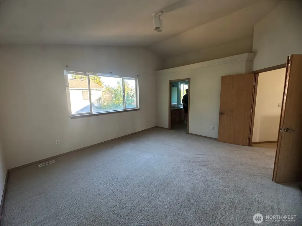 651 Milwaukee Boulevard S Pacific WA 98047