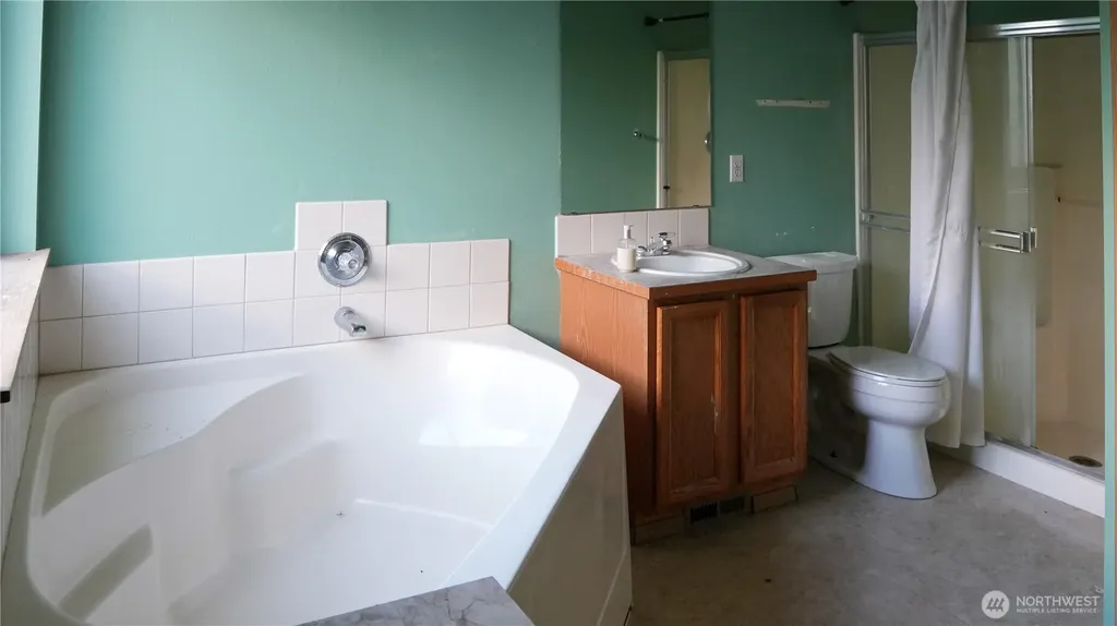 651 Milwaukee Boulevard S Pacific WA 98047