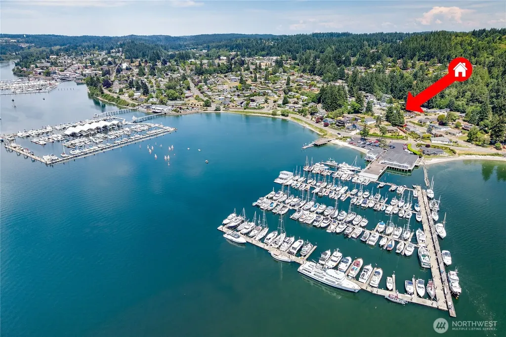 17940 9th Avenue NE Poulsbo WA 98370