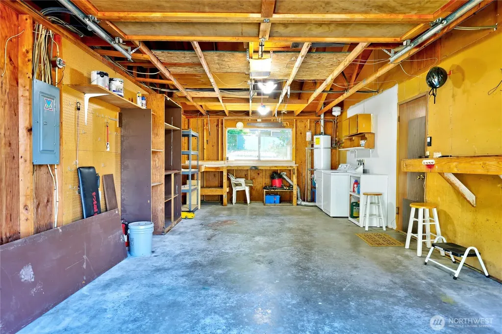 17940 9th Avenue NE Poulsbo WA 98370