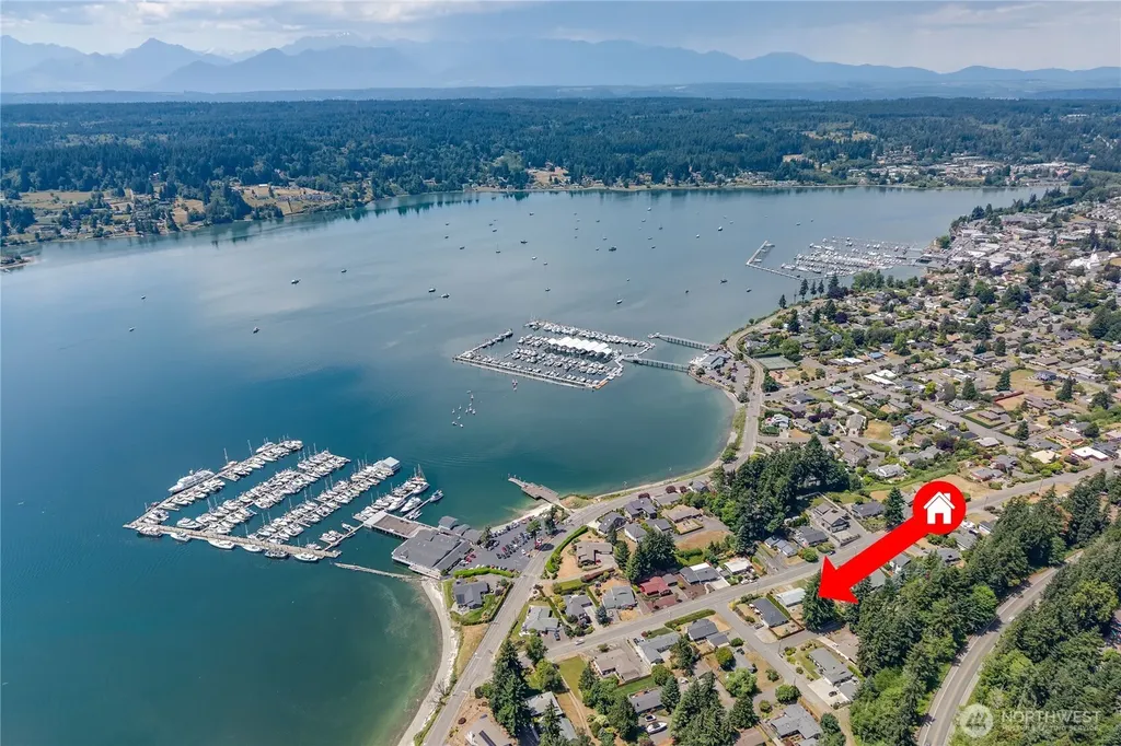 17940 9th Avenue NE Poulsbo WA 98370