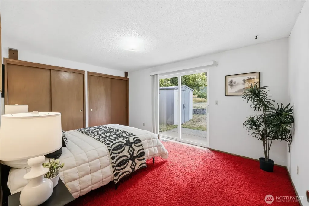 17940 9th Avenue NE Poulsbo WA 98370