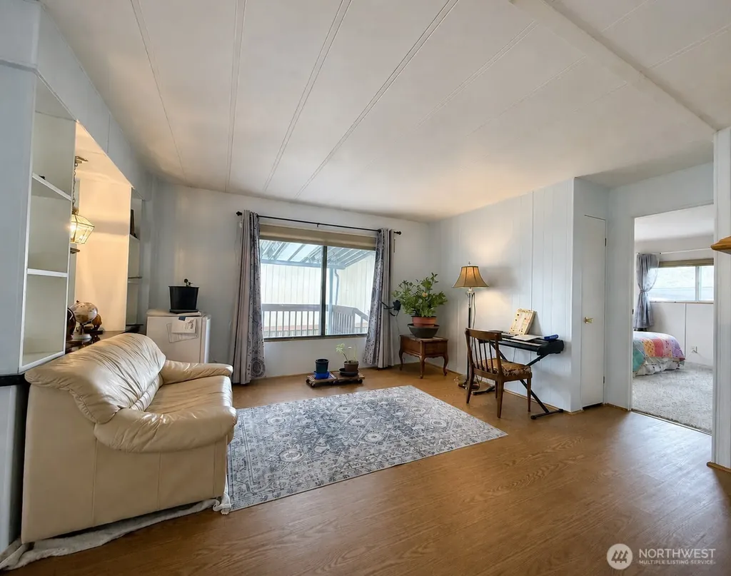 11622 Silver Lake Road Everett WA 98208