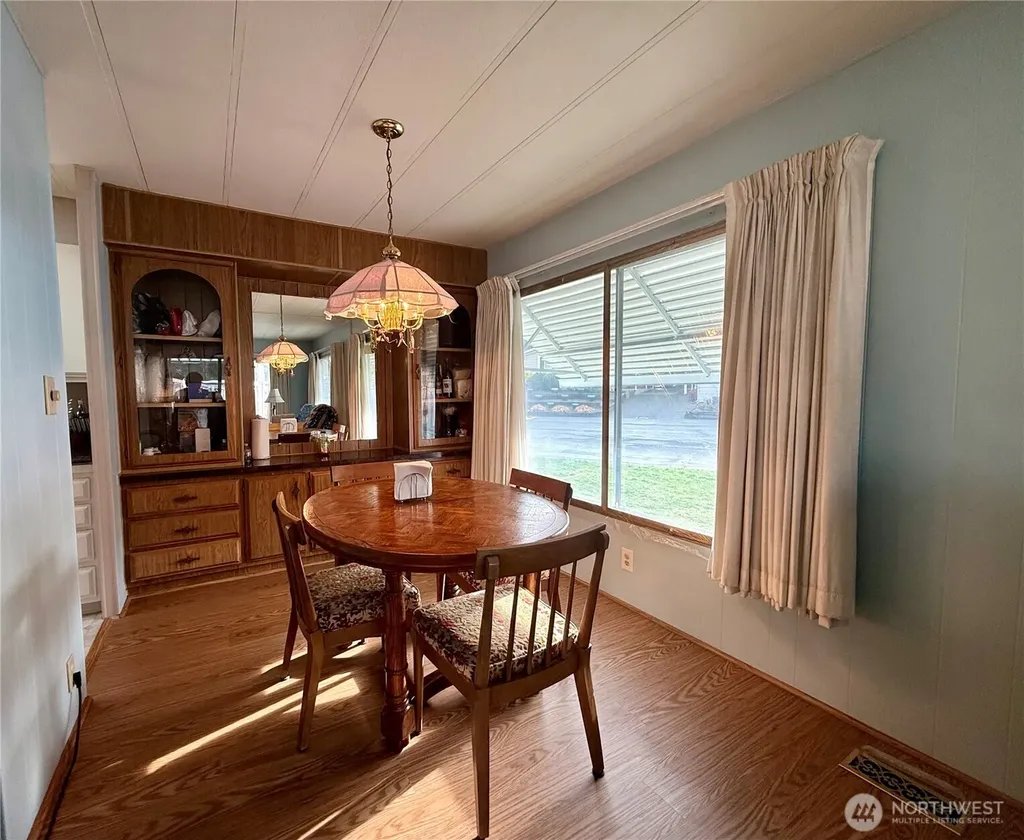 11622 Silver Lake Road Everett WA 98208