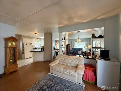 11622 Silver Lake Road Everett WA 98208