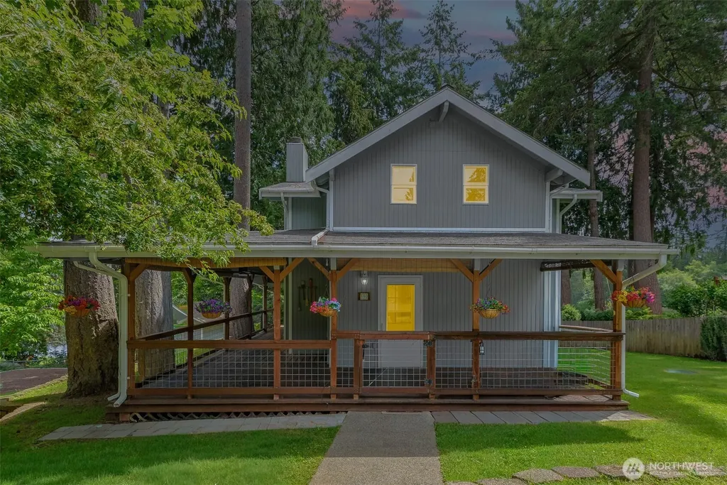 390 E Lakeshore Drive Shelton WA 98584