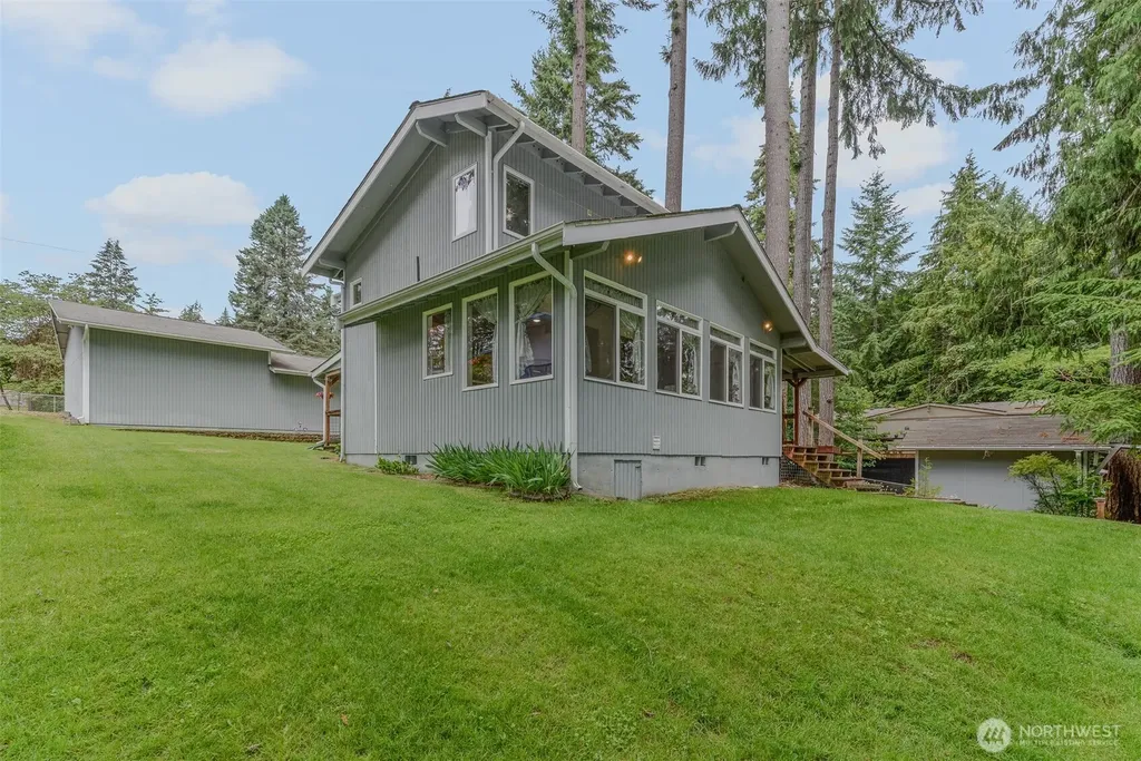 390 E Lakeshore Drive Shelton WA 98584