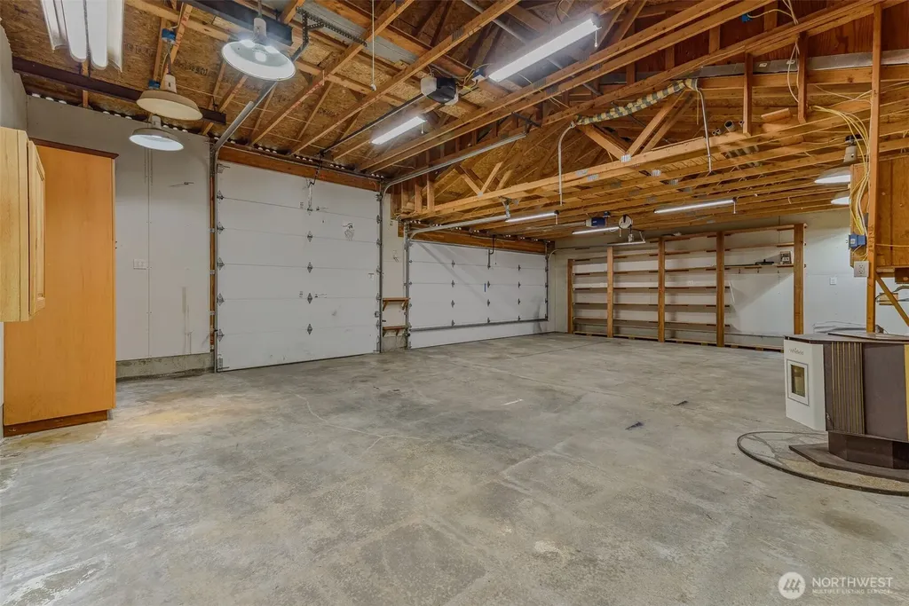 390 E Lakeshore Drive Shelton WA 98584