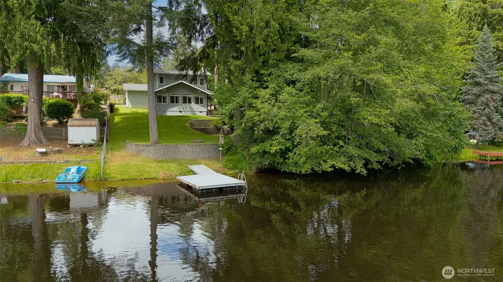 390 E Lakeshore Drive Shelton WA 98584