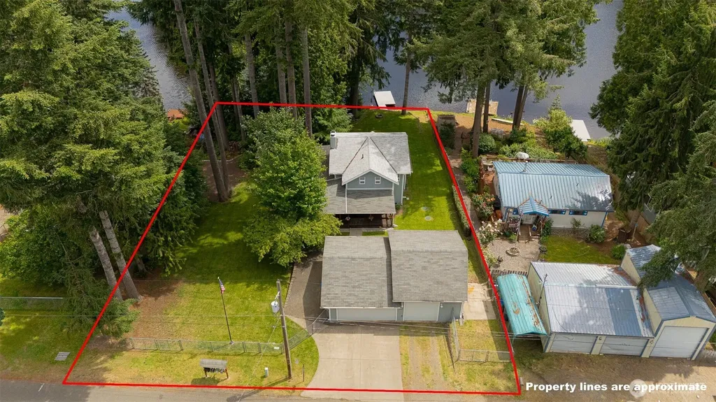 390 E Lakeshore Drive Shelton WA 98584