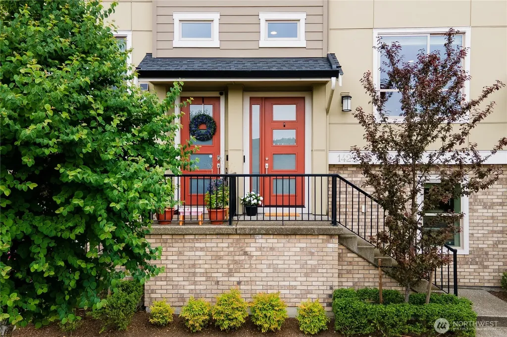1429 8th Avenue NE Issaquah WA 98029