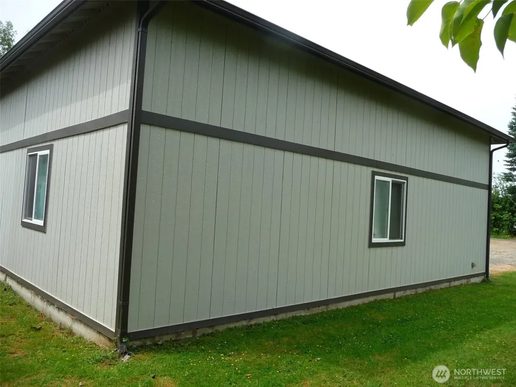 42730 266th Avenue SE Enumclaw WA 98022