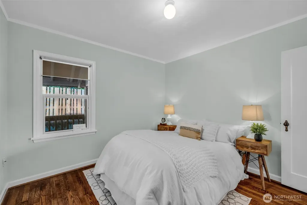 2301 Delmar Drive E Seattle WA 98102