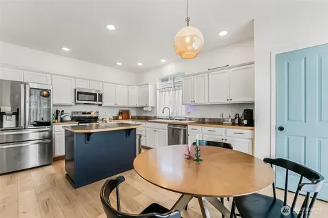 28610 227th Avenue SE Maple Valley WA 98038