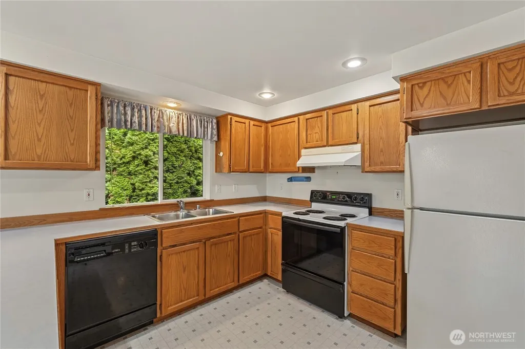 1614 Poplar Lane Camano Island WA 98282