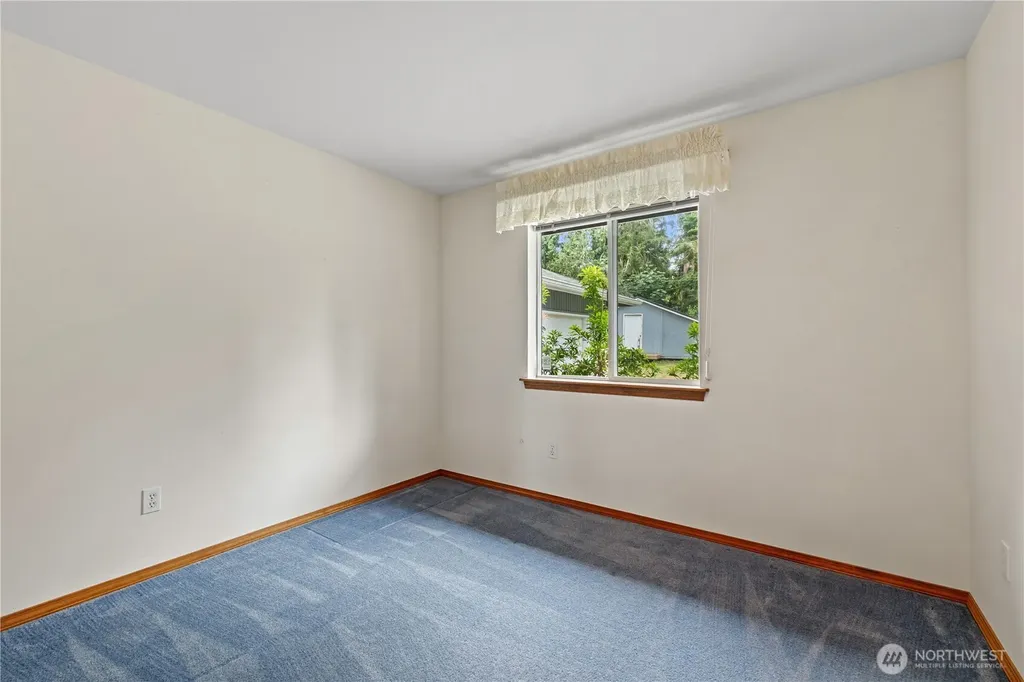 1614 Poplar Lane Camano Island WA 98282