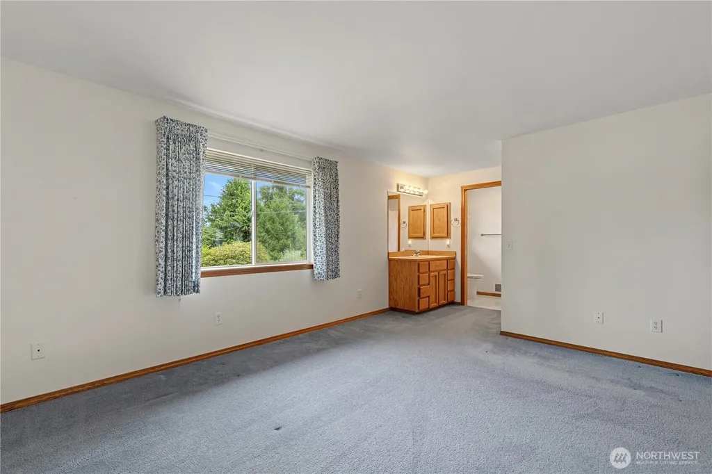 1614 Poplar Lane Camano Island WA 98282